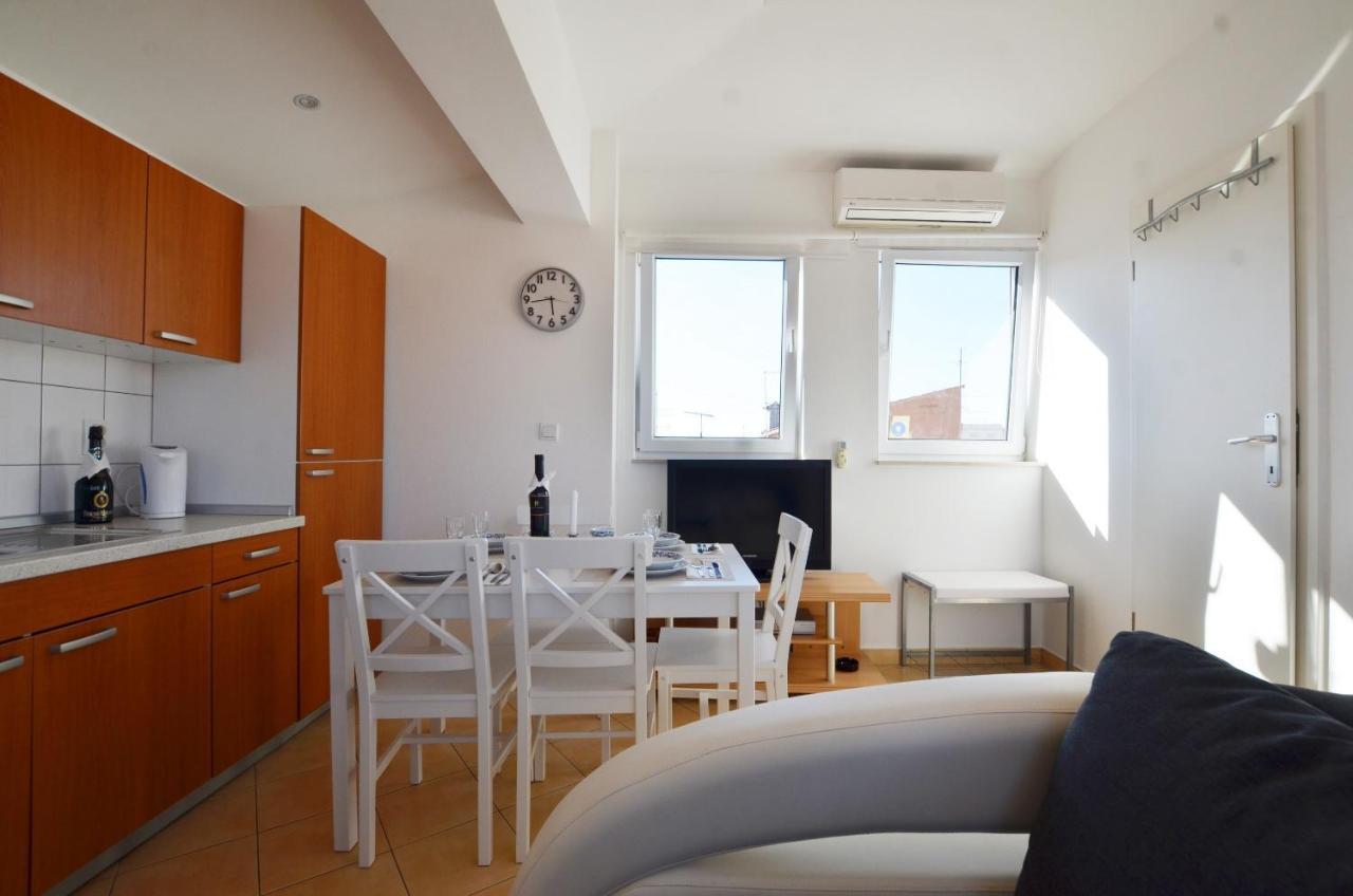 Peter Apartment Rovigno Esterno foto