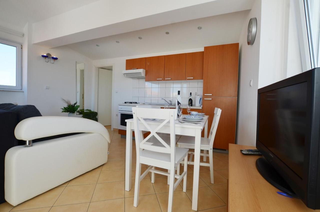 Peter Apartment Rovigno Esterno foto
